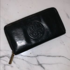 Tory Burch Black Leather Wallet